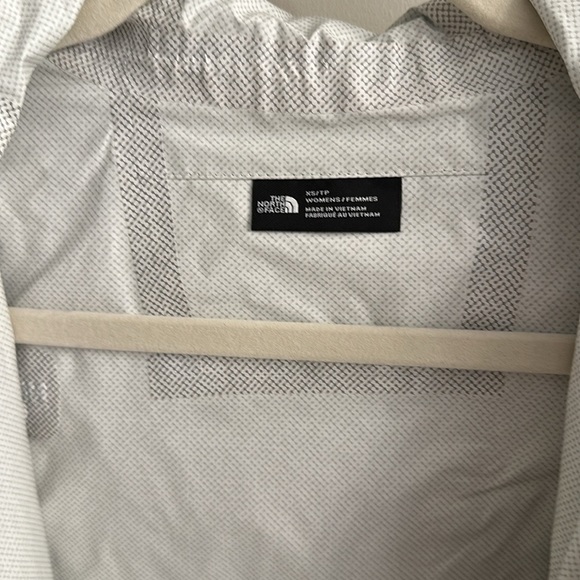 North Face rain jacket - Picture 6 of 7